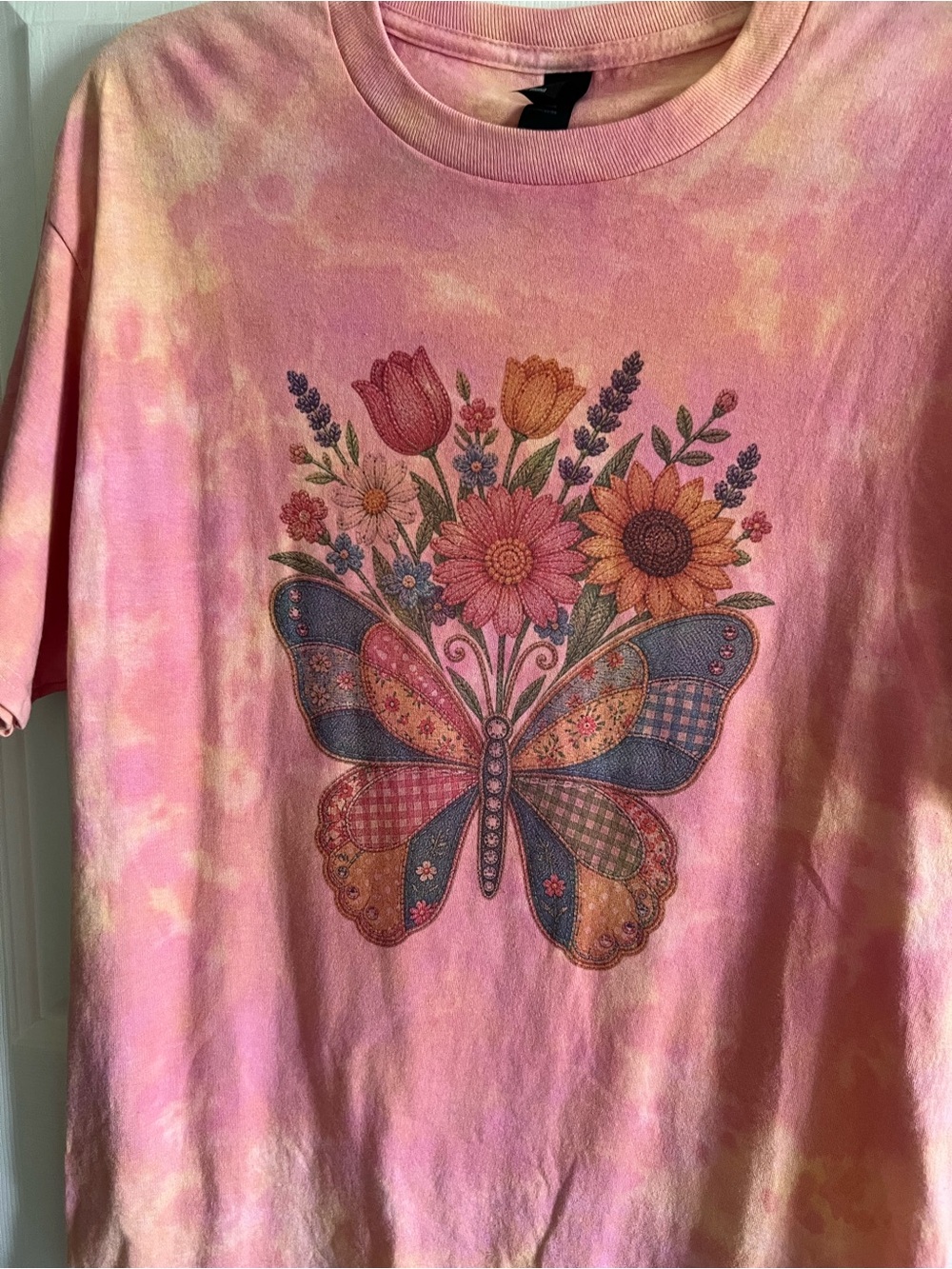 Hand TYE DYED Butterfly Floral Tie-Dye Tee - Pink/Orange Port& Co size large - Picture 2 of 3